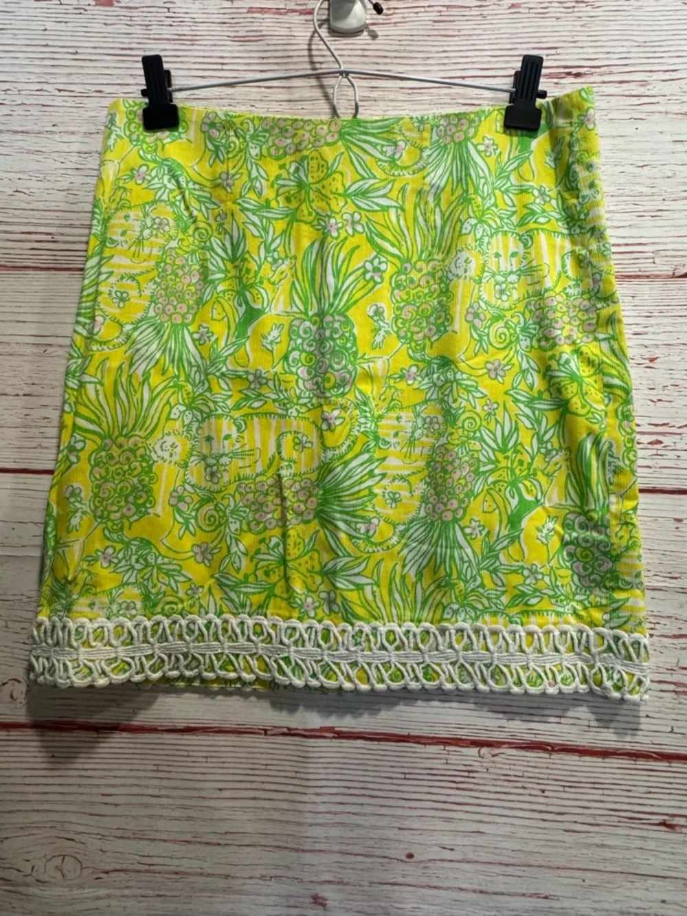 Lilly Pulitzer Lavender Skirt in Crazy Cat House Sz 4